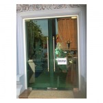 ประตูบานสวิง - ห้างหุ้นส่วนจำกัด มิตรภาพกระจกอลูมิเนียม ขอนแก่น 