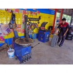เปลี่ยนยาง - ร้าน รุ่งทิวา การยาง 