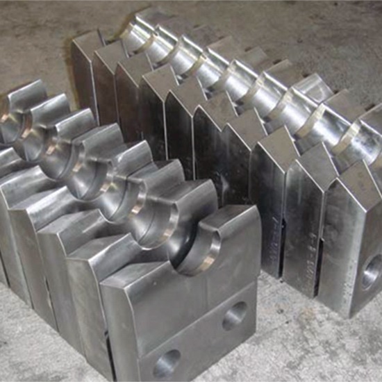 รับผลิตชิ้นงานโลหะ งานกลึง ดัด ตัด พับ 