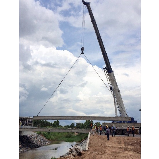 รถเครน 220 ตัน งานยกคานสะพาน  รถเฮี๊ยบ 