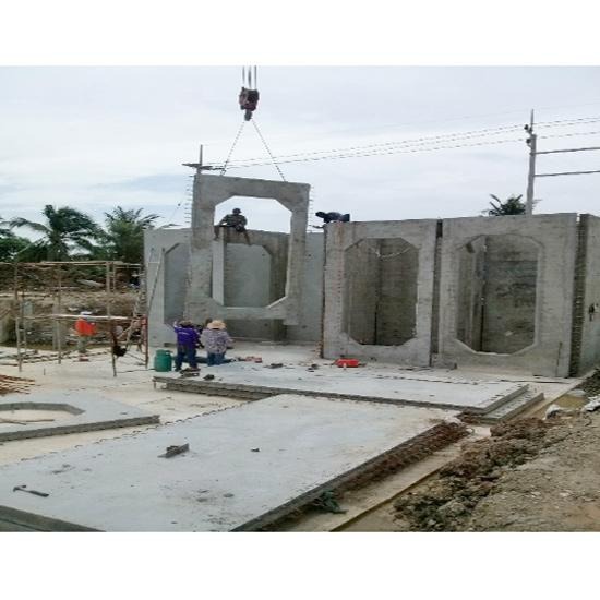 ผนังบ่อบำบัดน้ำเสีย ผนังบ่อบำบัดน้ำเสีย 