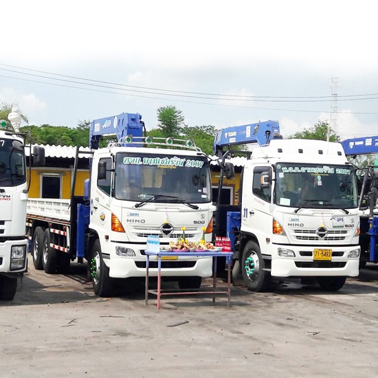 รถบรรทุกติดเครน รถบรรทุกติดเครน 