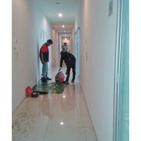 ขจัดสิ่งอุดตัน ท่อตัน กำจัดท่อตัน ขจัดสิ่งอุดตัน ท่อน้ำทิ้งตัน ส้วมตัน 