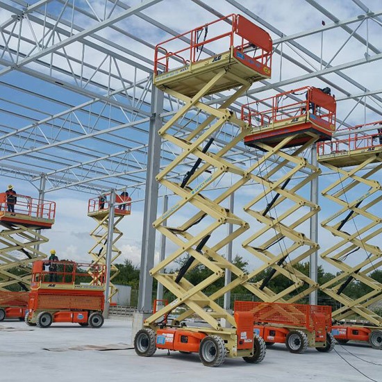 รถกระเช้าขากรรไกร เครื่องจักรกล  เครื่องจักรกลหนัก  รถเครน  รถกระเช้า  รถบด  รถเกรด  รถดัมพ์  งานก่อสร้างถนน  รถบูมลิฟท์  รถขุด  รถแบ็คโฮ 