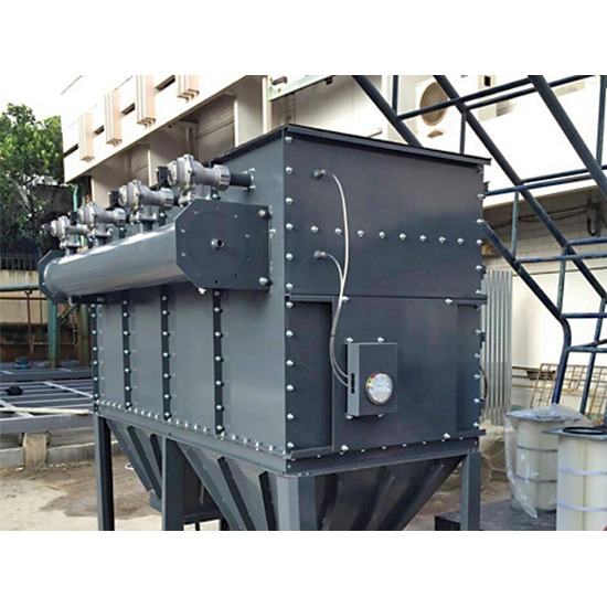 ระบบระบายอากาศ บริการออกแบบ  ติดตั้งระบบบำบัดอากาศเสียและระบบระบายอากาศ  ระบบกำจัด-ดูดซับกลิ่นแบบแห้ง ด้วยถ่านกัมมันต์  เครื่องบำบัดอากาศแบบเปียก  ระบบกรองอุตสาหกรรม  จำหน่ายทำลมเย็น  ระบบระบายอากาศโรงงาน  พัดลมอุตสาหกรรม  พัดลมฟาร์ม  เครื่องเก็บฝุ่นชนิดไส้กรองจีบ  พัดลมเย็นแบบตั้งพื้นเคลื่อนย้ายได้  รับผลิตถังไฟเบอร์กลาส  รับเคลือบผิวถัง และบ่อด้วยไฟเบอร์กลาส  บริการตรวจสอบเช็คคุณภาพอากาศในโรงงาน  พร้อมทำรายงานผลการตรวจสอบ 