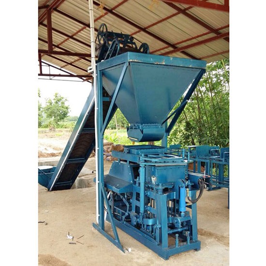 เครื่องอัดอิฐบล็อกไฮดรอลิค รุ่น 4 ก้อน คอนกรีต grc  เครื่องอัดอิฐบล็อกไฮดรอลิค รุ่น 4 ก้อน  เครื่องผลิตอิฐมวลเบา clc  เครื่องอัดอิฐประสาน 